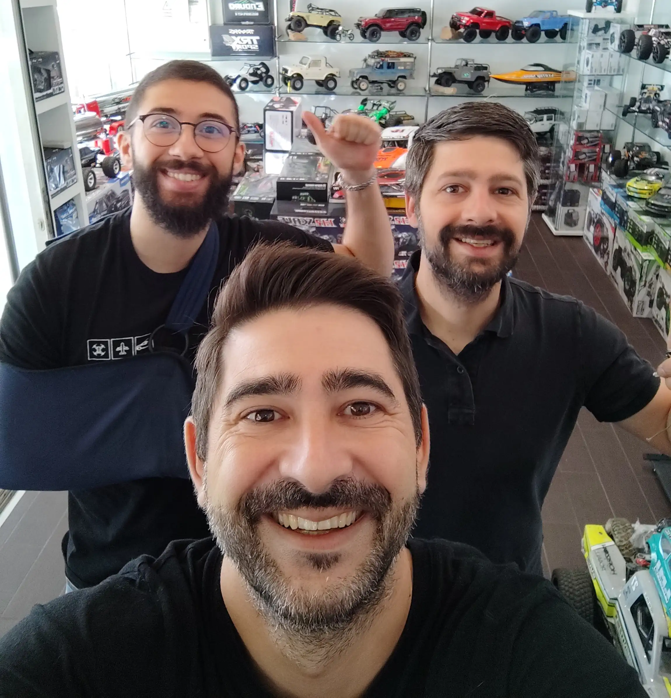 Equipa RC4All na loja