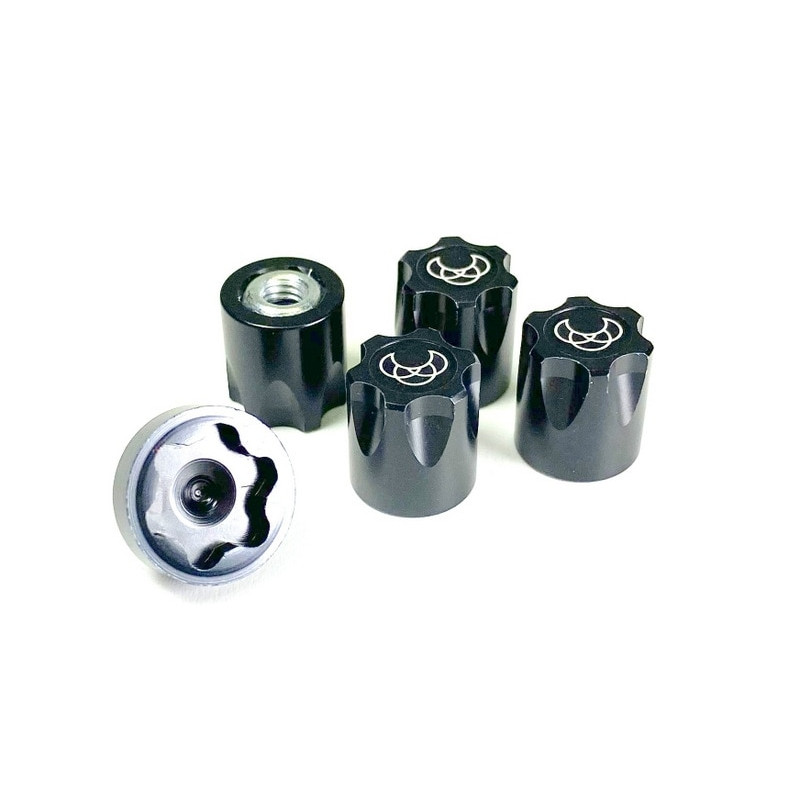 1:10 Alu. Hub Nut M4 black (4)