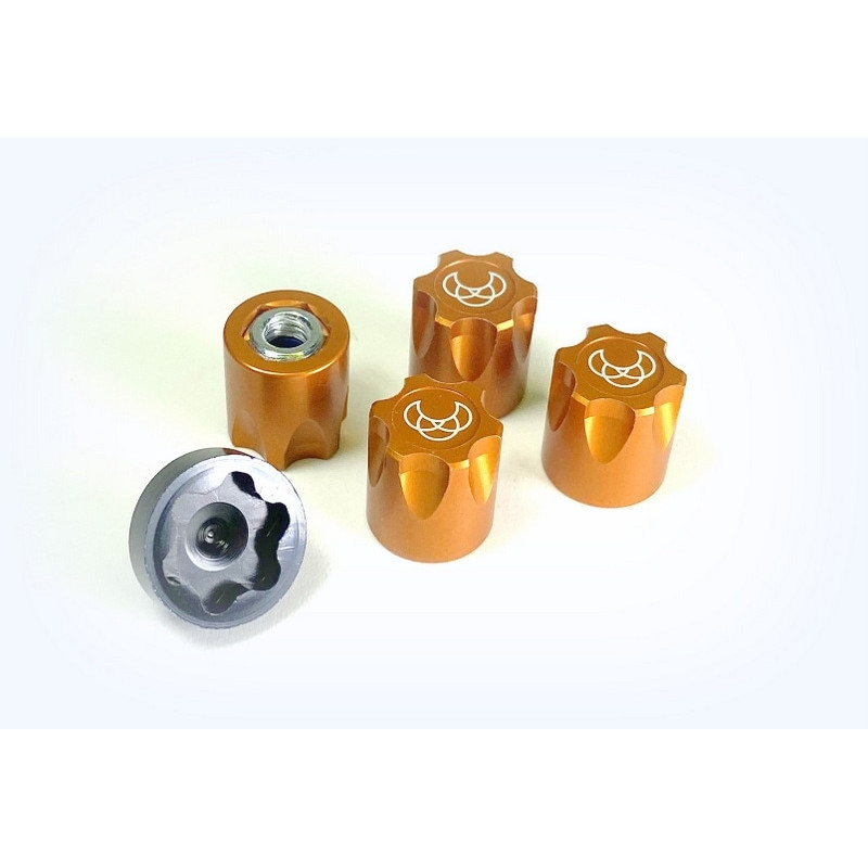 1:10 Alu. Hub Nut M4 gold (4)