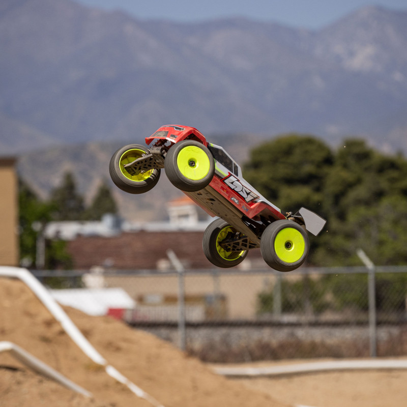 1-8 8IGHT-XTE 4S 4X4 RTR Brushless Race Truggy Clear